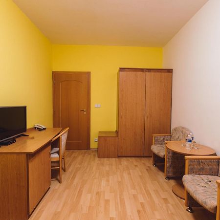 Domašov Hotel Annahof מראה חיצוני תמונה