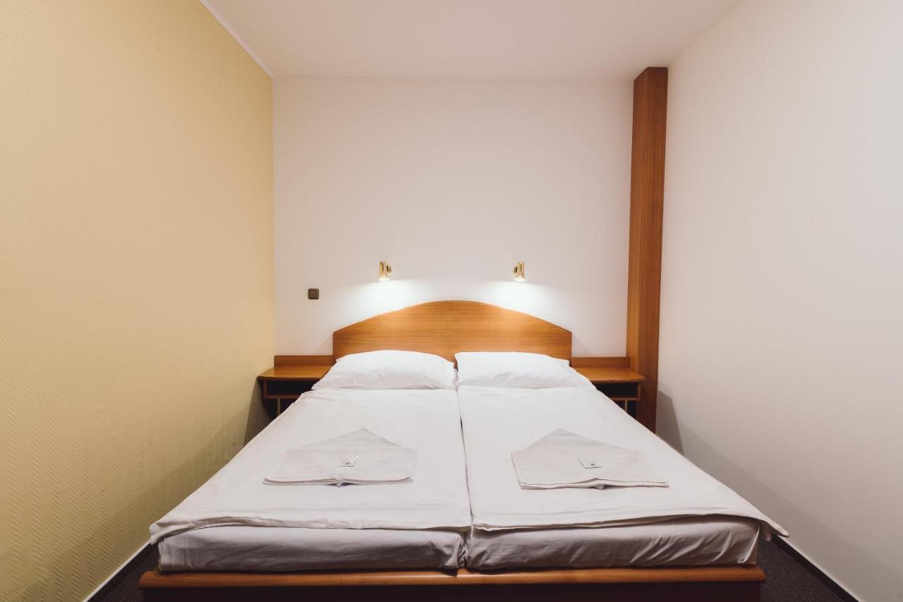 Domašov Hotel Annahof מראה חיצוני תמונה