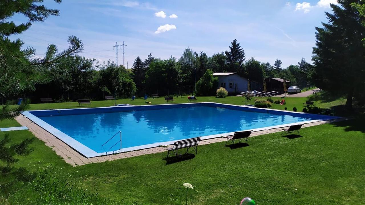 Domašov Hotel Annahof מראה חיצוני תמונה